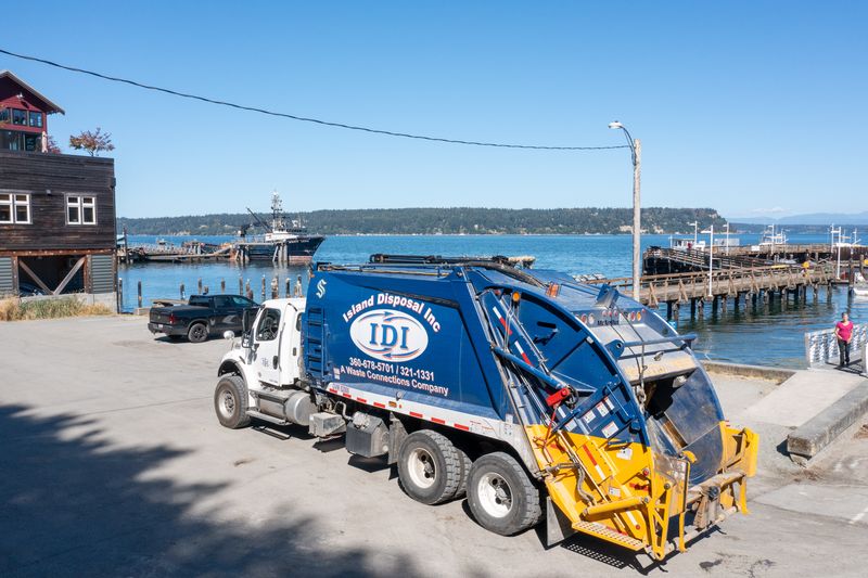 Residential Steel Container Rental - Island Disposal Inc.