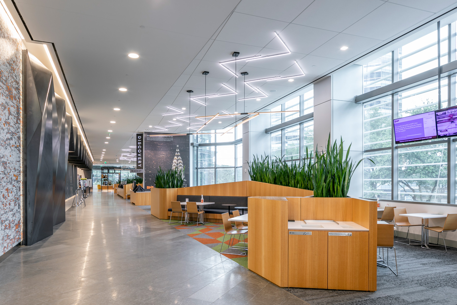 What Does Four Oaks Partners Own Dining - Four Oaks Place